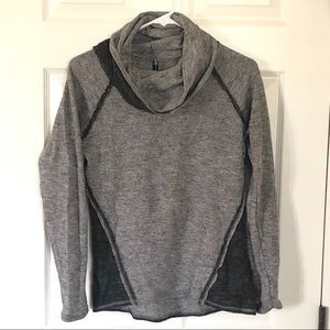 KUHL Nova pullover grey cowl sweatshirt sz S